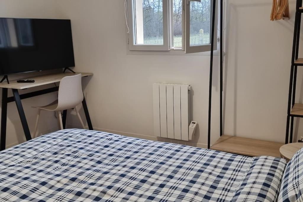 Belle Maison Climatisee Renovee Pac-Man Entre Collegues, Amis, Famille - Barbecue - Netflix - Prime - Baby Foot 50Cts Saint-Seurin-sur-l'Isle Exterior photo